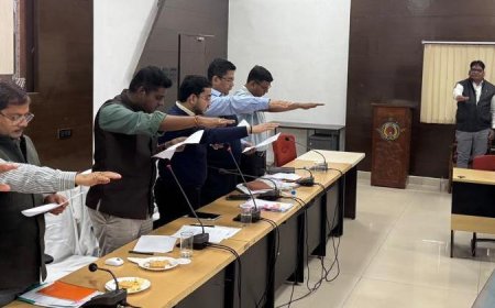 बस्तर ने लिया नशा मुक्ति का संकल्प 5 वीं वर्षगांठ पर अधिकारियों, कर्मचारियों और छात्रों ने ली शपथ