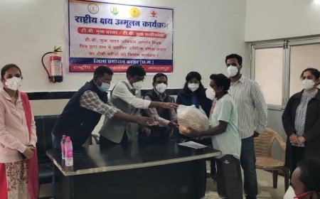 क्षय रोग मुक्त बस्तर की ओर अग्रसर जगदलपुर   ,50 उपचारित टीबी मरीजों को निक्षय मित्रों द्वारा अतिरिक्त पोषण आहार वितरित