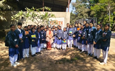 मीडिया एंड एंटरटेनमेंट ट्रेड के विद्यार्थियों का औद्योगिक भ्रमण सम्पन्न