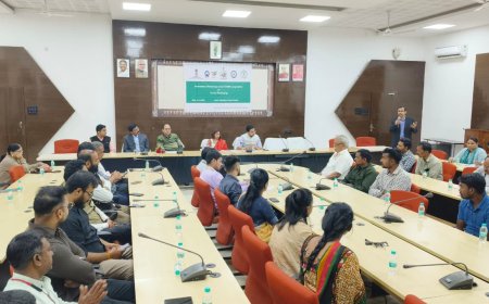 बस्तर के उद्योगों में ग्रीन पैकेजिंग की नई पहल ,रैम्प योजना के तहत व्यवसायियों और स्व-सहायता समूहों के लिए आयोजित की गई कार्यशाला