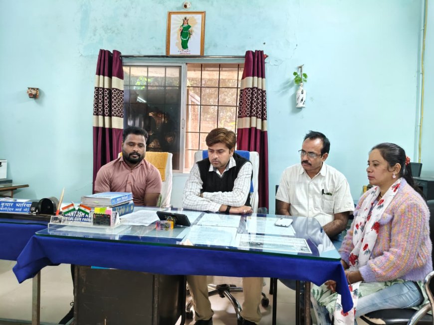 बस्तर में गूंजी वीरता की गाथा: वीर बाल दिवस पर बच्चों ने एकाग्रता से सुना प्रधानमंत्री का संदेश