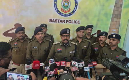 जगदलपुर बस्तर रेंज आईजी सुंदरराज पी ने वर्ष 2025 को नक्सल मोर्चे पर बताया बेहद सफल और निर्णायक वर्ष