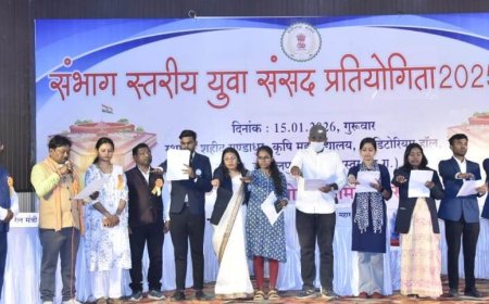 शहीद गुण्डाधुर कृषि महाविद्यालय में छात्र संघ का शपथ ग्रहण