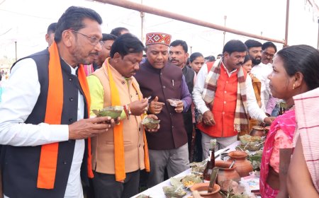 बस्तर पंडुम अंतर्गत बस्तर और बकावंड में लोक संस्कृति के महापर्व में मांदर की थाप पर थिरके कलाकार