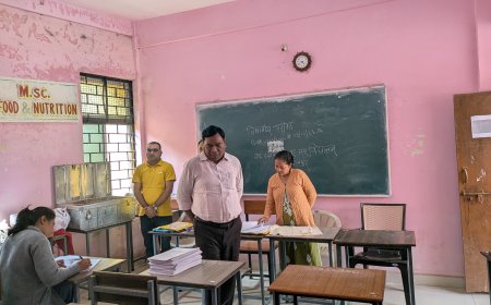 विभागीय परीक्षा का गुरुवार को कमिश्नर श्री डोमन सिंह द्वारा निरीक्षण किया गया