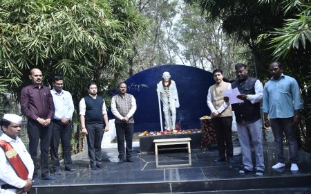 शहीदों को श्रद्धांजलि देने के लिए थम गया बस्तर , हजारों लोगों ने मौन रहकर दी अमर शहीदों को भावभीनी श्रद्धांजलि