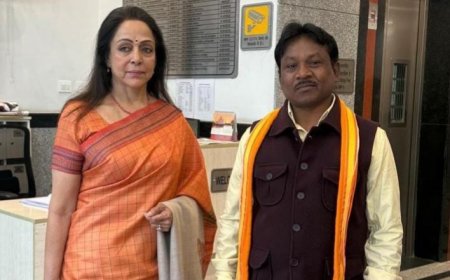 दिल्ली में सांसद महेश कश्यप की मथुरा सांसद हेमा मालिनी से भेंट , बस्तर आगमन का दिया निमंत्रण