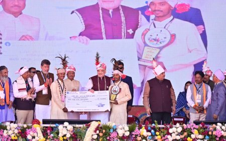 केंद्रीय गृहमंत्री श्री शाह और मुख्यमंत्री श्री साय के हाथों हुए पुरस्कृत बस्तर पण्डुम  के विजेता दल