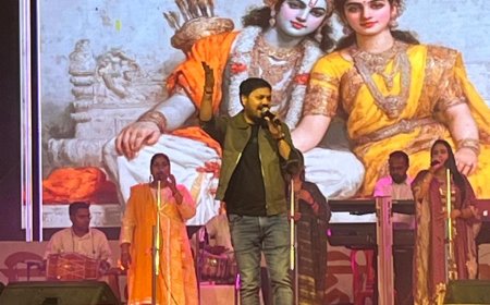 समापन संध्या पर बिखरे बस्तर की लोक संस्कृति के रंग , सुपरस्टार अनुज शर्मा की प्रस्तुति ने बांधा समां