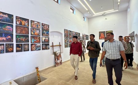 कलेक्टर श्री आकाश छिकारा ने शहर के  विभिन्न प्रमुख स्थलों निरीक्षण कर व्यवस्थाओं का लिया जायजा