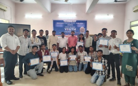 विकसित भारत युवा संसद 2026 विषय: “आपातकाल के 50 वर्ष : भारतीय लोकतंत्र के लिए सबक