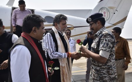 उप मुख्यमंत्री श्री विजय शर्मा का एयरपोर्ट में किया गया आत्मीय स्वागत