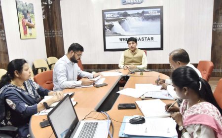 स्वास्थ्य अधोसंरचना में तकनीकी मापदण्डों एवं गुणवत्ता का करें अनुपालन-कलेक्टर श्री आकाश छिकारा