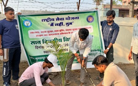 जनसेवा की मिसाल-कृषि महाविद्यालय के छात्रों ने स्वास्थ्य, पशु चिकित्सा और वृक्षारोपण से संवारा गाँव