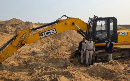 बकावंड में रेत के अवैध उत्खनन पर कार्यवाही, भस्कली नदी से पोकलेन मशीन जब्त