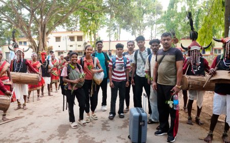 केरल की एथलेटिक्स टीम पहुंची जगदलपुर, पारंपरिक लोकनृत्य से हुआ भव्य स्वागत