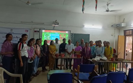 दंतेश्वरी स्नातकोत्तर महिला महाविद्यालय जगदलपुर  में बोंसाई कार्यशाला का सफल आयोजन–