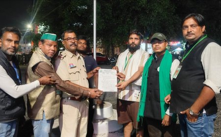 भारतीय किसान यूनियन राष्ट्रीय प्रवक्ता राकेश टिकैत को तत्काल रिहाई को लेकर पदाधिकारीयों एवं सदस्यों ने थाने में सौंपा ज्ञापन–