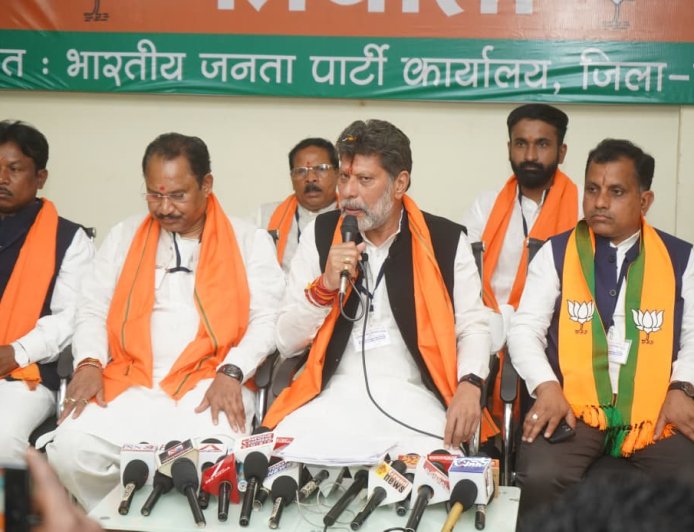 छत्तीसगढ़ की पौने तीन करोड़ जनता की आकांक्षाओं को पूर्ण करने का संकल्प पत्र है यह बजट - भाजपा प्रदेश अध्यक्ष किरण सिंह देव