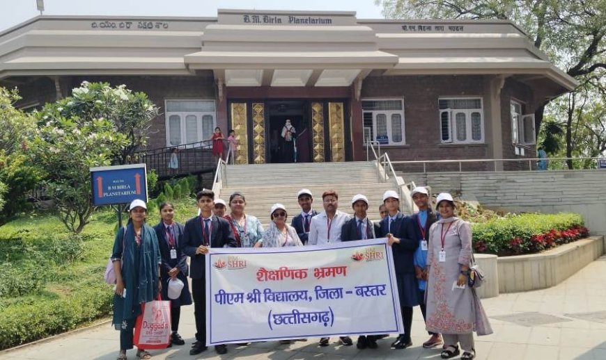 बस्तर के होनहारों ने नापा सफलता का आसमान,एक्सपोजर विजिट से लौटे छात्र-छात्राओं ने कलेक्टर से साझा किए अनुभव