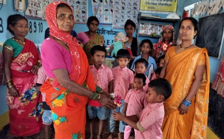 खेल उत्सव में बुजुर्गों के साथ खिलखिला उठा बचपन,पीढ़ियों का अनमोल संगम