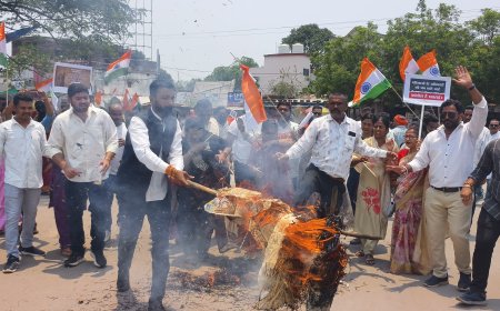नारी शक्ति वंदन अधिनियम के विरोध करने वाली कांग्रेस पार्टी का भाजयुमो ने किया पुतला दहन