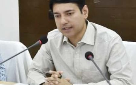 कलेक्टर श्री आकाश छिकारा ने 'स्व-गणना' को जन-अभियान बनाने का दिया मंत्र
