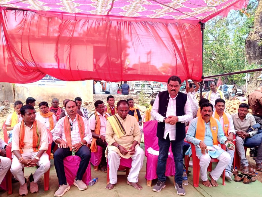 लोहण्डीगुड़ा मण्डल में हनुमान जन्मोत्सव पर अटल सदन भवन का भूमिपूजन संपन्न