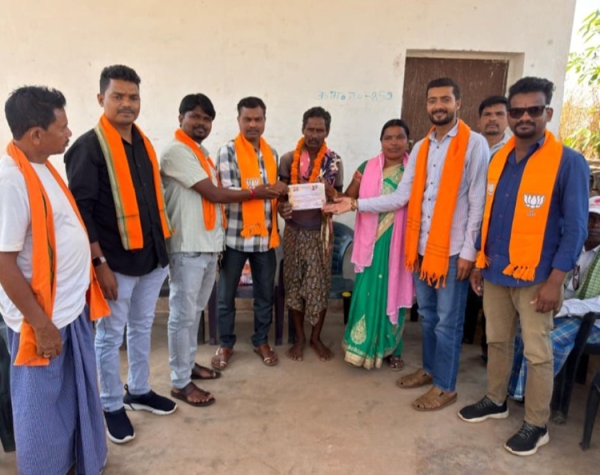 गांव चलो - बस्ती चलो अभियान के तहत लोहंडीगुड़ा के खरियागुड़ा पहुचे भाजपा युवा मोर्चा के सदस्य