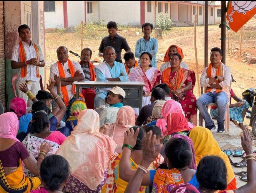 भाजपा के गाँव चलो, गली चलो" अभियान के तहत ग्राम गढ़िया में सरकारी योजनाओं को लेकर ग्रामीण से सीधा संवाद
