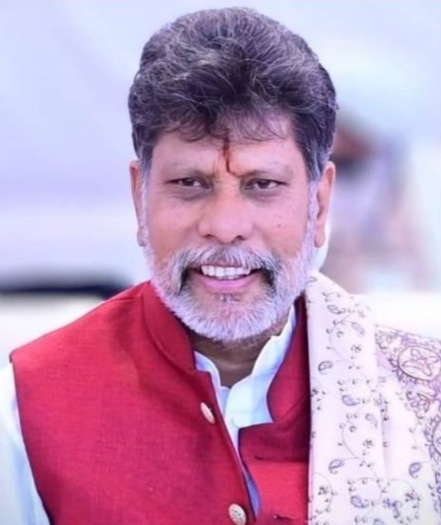 विधायक श्री किरण देव ने मोबाइल ऐप से स्वयं की अपने परिवार की जनगणना–नागरिकों से की डिजिटल भागीदारी की अपील