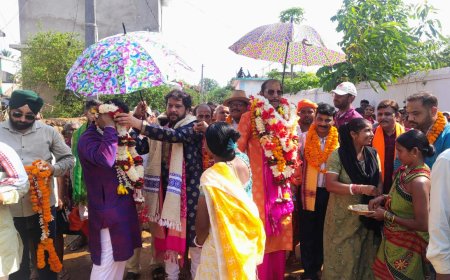मां ठाकुरानी मंदिर के भव्य प्राण प्रतिष्ठा कार्यक्रम में शामिल हुए कुमार जयदेव
