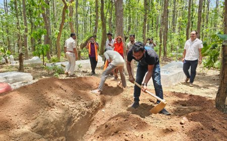 अवैध कफन दफन को लेकर ग्राम पंचायत भानपुरी करंदोला में ग्रामीणों में आक्रोश