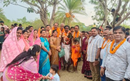 अघनपुर के जलनी माता मंदिर और झाड़ेश्वर मंदिर में आयोजित वार्षिक जात्रा में शामिल हुए कुमार जयदेव