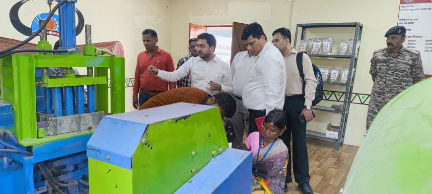 बस्तर के हुनर और स्थानीय उत्पाद को मिला राष्ट्रीय मंच, एनआईडी अहमदाबाद की टीम पहुंची नेतानार के 'शहीद गुंडाधुर सेवा डेरा