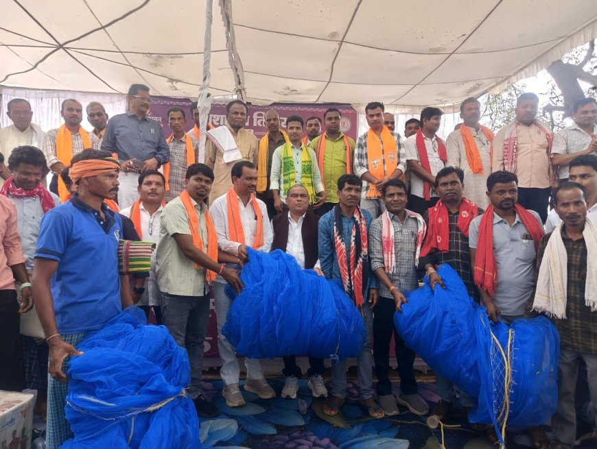 ग्राम पंचायत पारापुर में सुशासन तिहार का भव्य आयोजन, 33 करोड़ 77 लाख 49 हजार रुपए के विकास कार्यों का भूमिपूजन