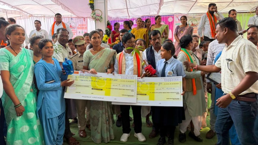 तेंदूपत्ता संग्राहक परिवारों की बेटियों ने रचा सफलता का इतिहास, मेहनत से हासिल की नई उड़ान