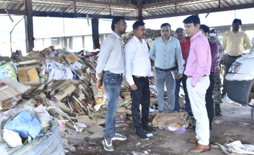 कलेक्टर और जिला पंचायत सीईओ ने किया एमआरएफ एवं एमआरसी सेंटर का निरीक्षण