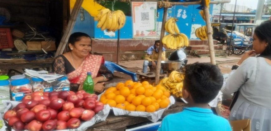 मेहनत, हौसले और प्रधानमंत्री स्वनिधि योजना से बदली जिंदगी की कहानी,जगदलपुर की जलवंतीन लहरे और मृदुला जैन बनीं आत्मनिर्भरता की मिसाल