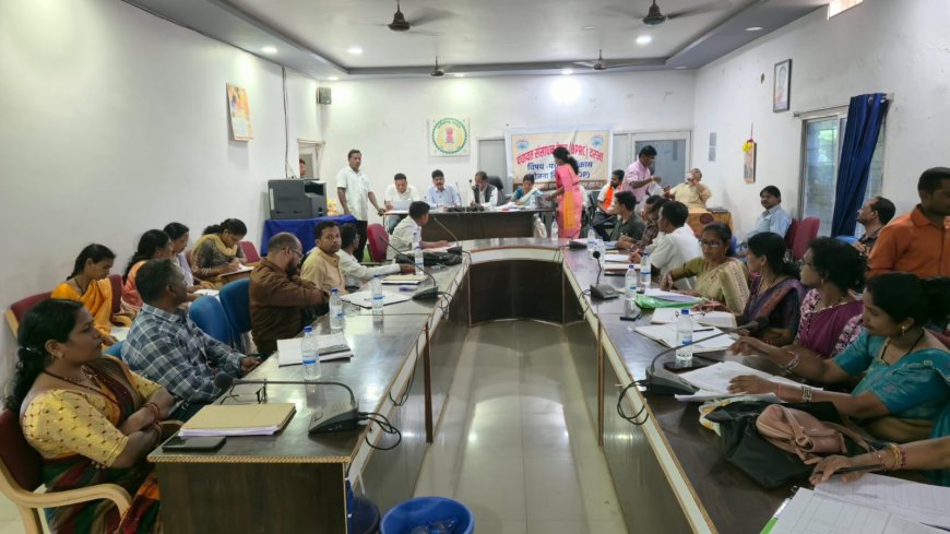 आश्रम एवं छात्रावास में प्रवेश हेतु छात्र-छात्राओं का चयन, जनपद पंचायत दरभा में हुई बैठक