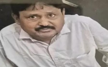दुर्ग में बाबू रिश्वत लेते गिरफ्तार