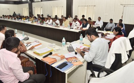 जिला पंचायत सामान्य सभा की बैठक में विकास कार्यों को सुनिश्चित करने के लिए हुई गहन चर्चा, बुनियादी सुविधाओं के विकास पर जोर