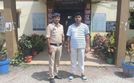 होटल एंबीशन के कर्मचारी द्वारा रिसेप्शन से नगदी रकम 100000 चोरी करने वाले एक आरोपी पर बस्तर पुलिस की कार्यवाही