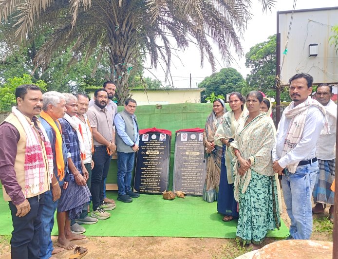तोकापाल ब्लॉक के विभिन्न ग्राम पंचायतों में 45.90 लाख रुपये के विकास कार्यों का भूमिपूजन, विधायक विनायक गोयल ने कहा – विकास की गति रहेगी निरंतर