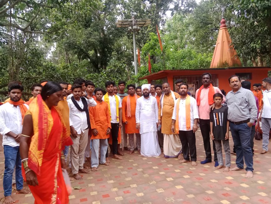 विश्व हिंदू परिषद , बजरंग दल ने निकाली भव्य कांवड़ यात्रा, इंद्रावती नदी से जल लेकर झाड़ेश्वर महादेव मंदिर देवड़ा पहुंचे शिवभक्त