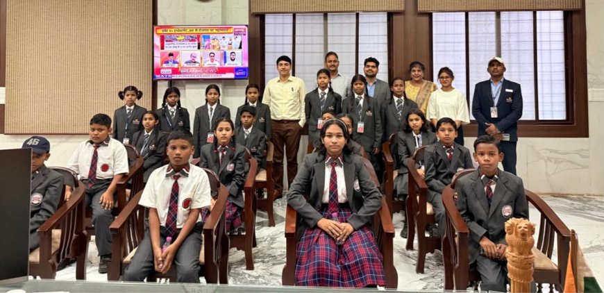 अटल उत्कृष्ट शिक्षा योजनांतर्गत बस्तर के 20 श्रमिक बच्चों को मिला उत्कृष्ट विद्यालयों में प्रवेश, कलेक्टर ने बच्चों का बढ़ाया हौसला