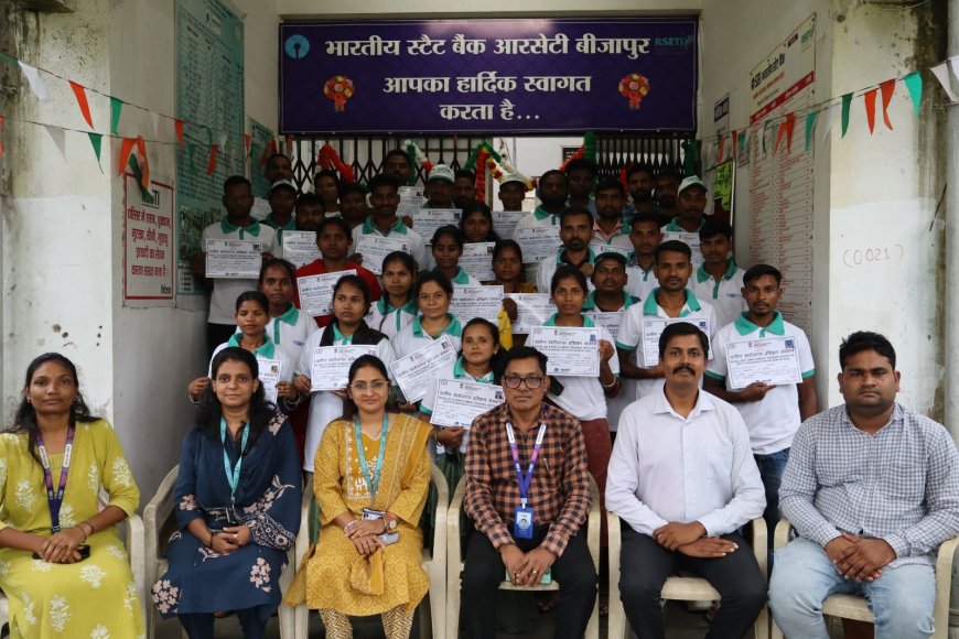 बीजापुर में पहली बार अटल डिजिटल सुविधा केंद्र के VLE का छह दिवसीय आवासीय प्रशिक्षण आयोजित