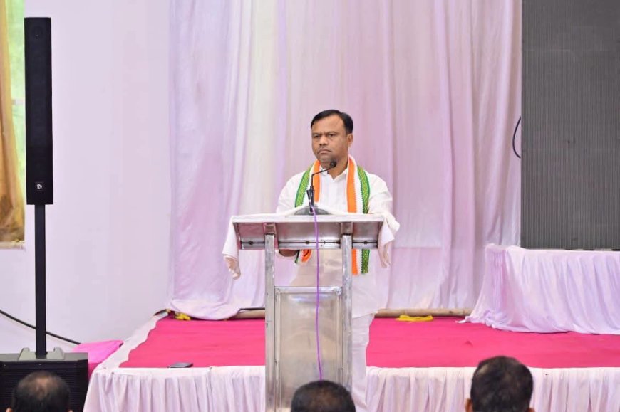 संगठन की मजबूती, जनसंवाद से बूथ प्रबंधन तक,बस्तर में कांग्रेस का संगठनात्मक मंथन पूर्ण,प्रशिक्षणार्थियों ने लिया जनता के मुद्दों पर मजबूती से संघर्ष का संकल्प