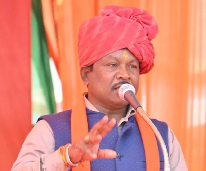 नक्सलवाद के दौर में बस्तर के शिक्षकों ने बंदूक के साये में भी जलाए शिक्षा के दीपक,आज नक्सल मुक्त बस्तर में शिक्षा को मिल रही नई उड़ान– सांसद महेश कश्यप
