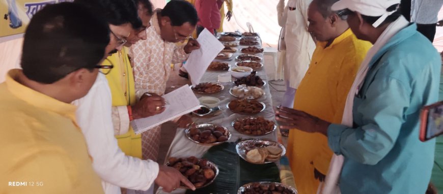 छत्तीसगढ़ी पकवान, परिधान और पुरखों के इतिहास से सजा तीज मिलन